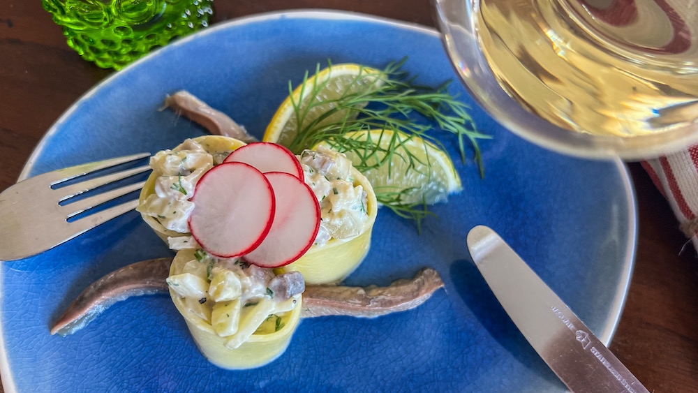 Wijn-spijscombinatie van haring in cannelloni met Jakovac Cuvee Blanc